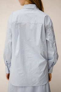 Marjolein blouse logo lichtblauw - Bij Keesje - Bij Keesje The Label