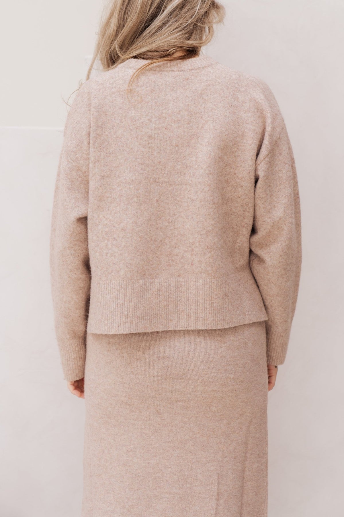 Muki knit cardigan sand melange - Bij Keesje - Neo Noir