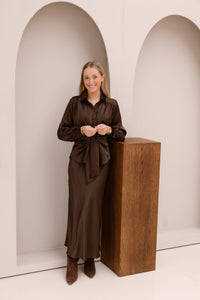 Naja satin shirt dark brown - Bij Keesje - Neo Noir