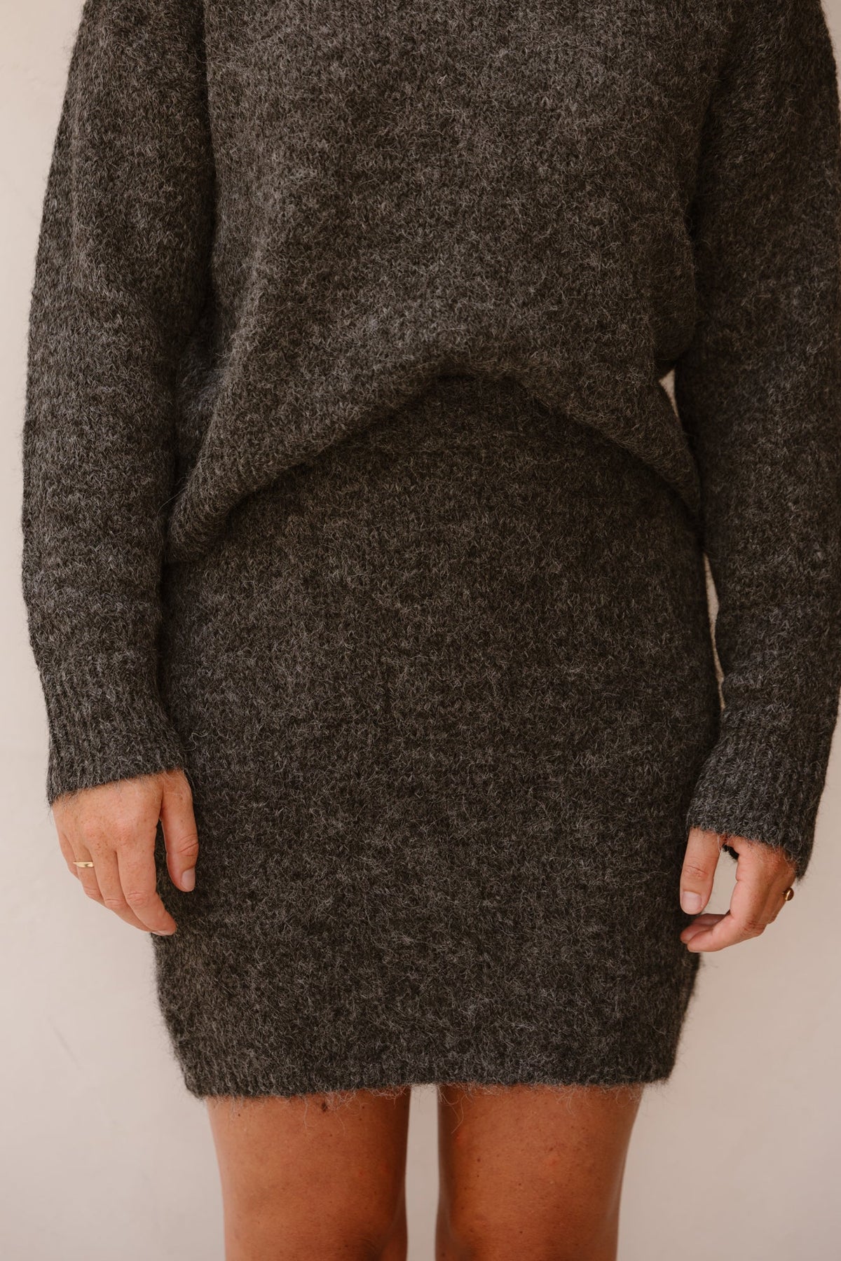 Naria fluffy knit skirt - Bij Keesje - Neo Noir