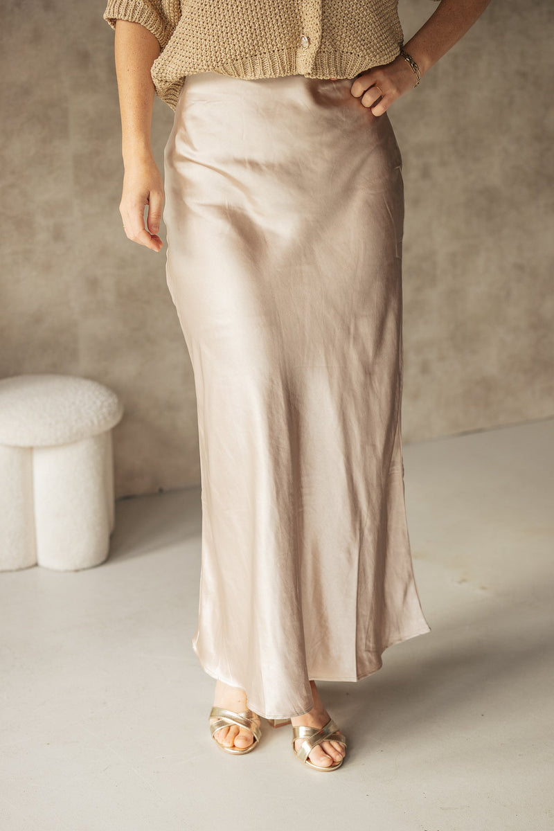 Nikki long skirt beige - Bij Keesje