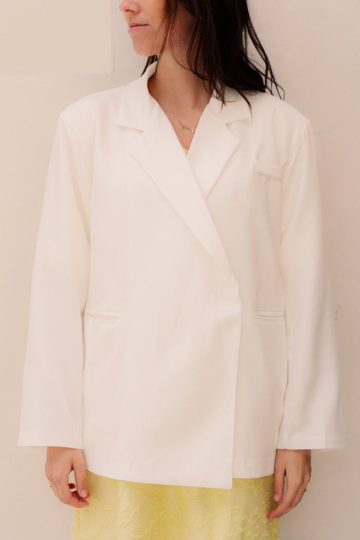 Nikkie blazer wit - Bij Keesje - Bij Keesje - Blazer