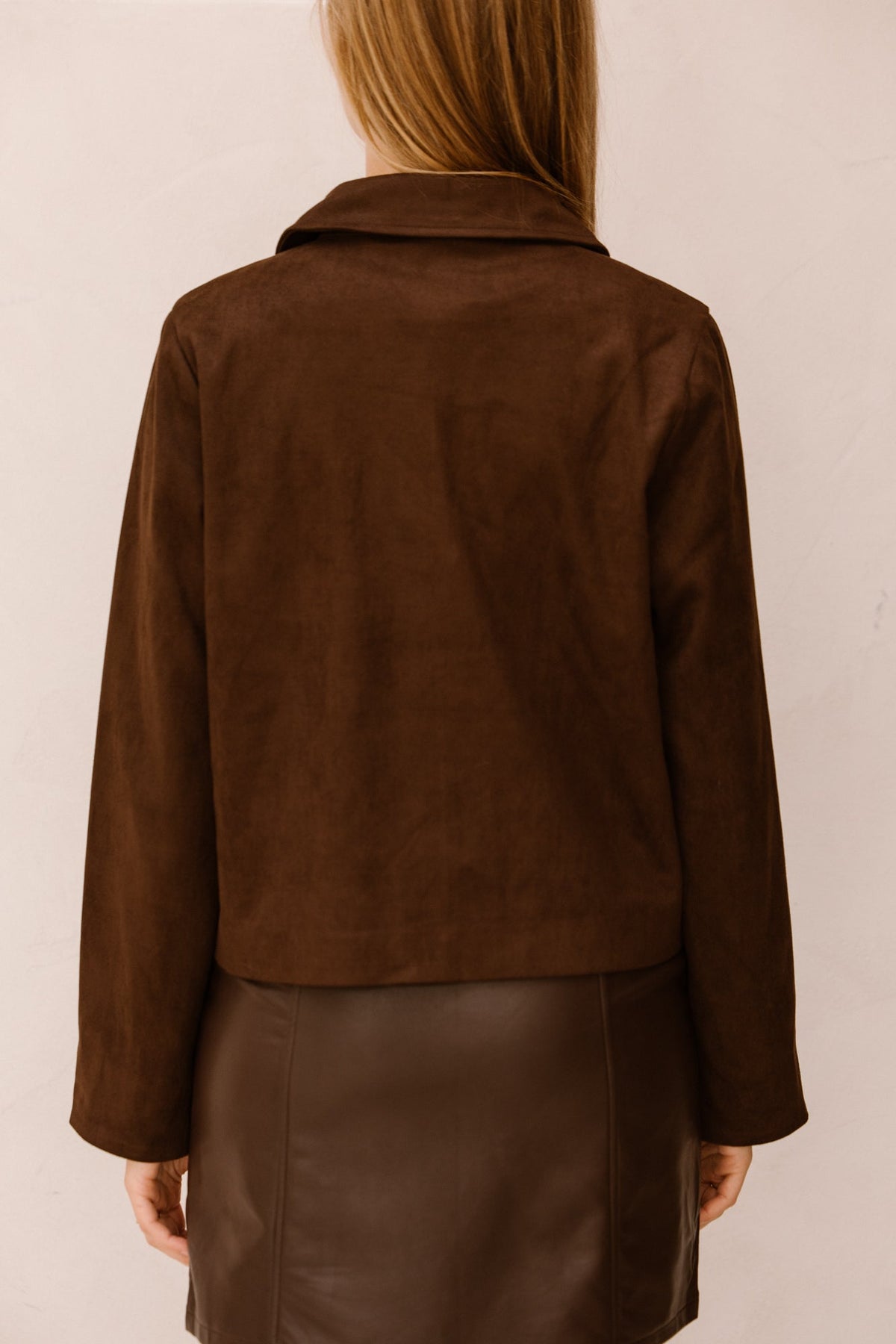 Nilo faux suede jacket dark brown - Bij Keesje - Neo Noir