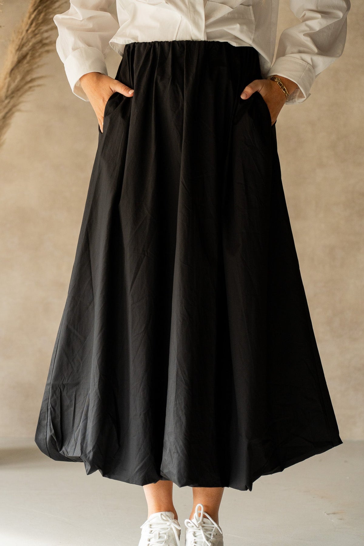 Ober long balloon skirt black - Bij Keesje