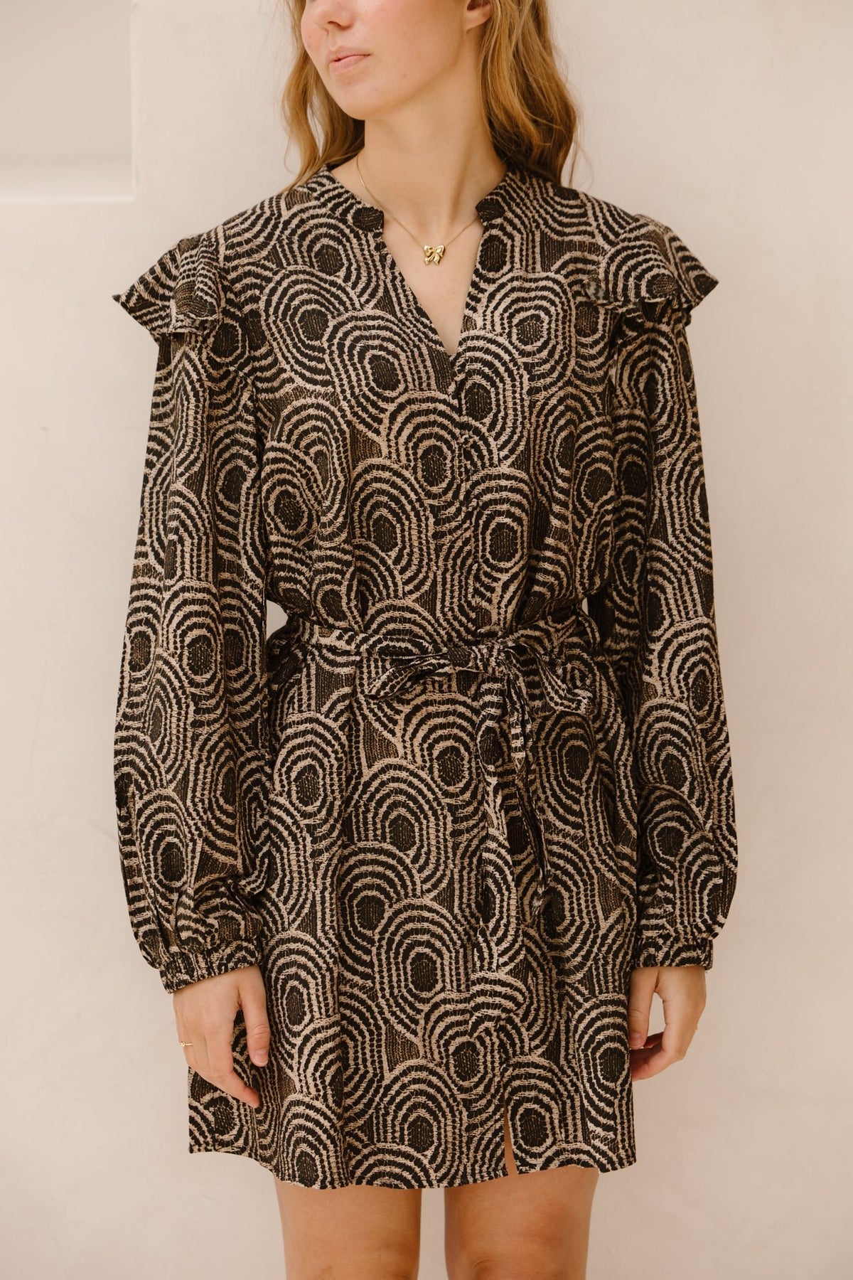 Objaya L/S RE Short dress White Graphic - Bij Keesje - Object