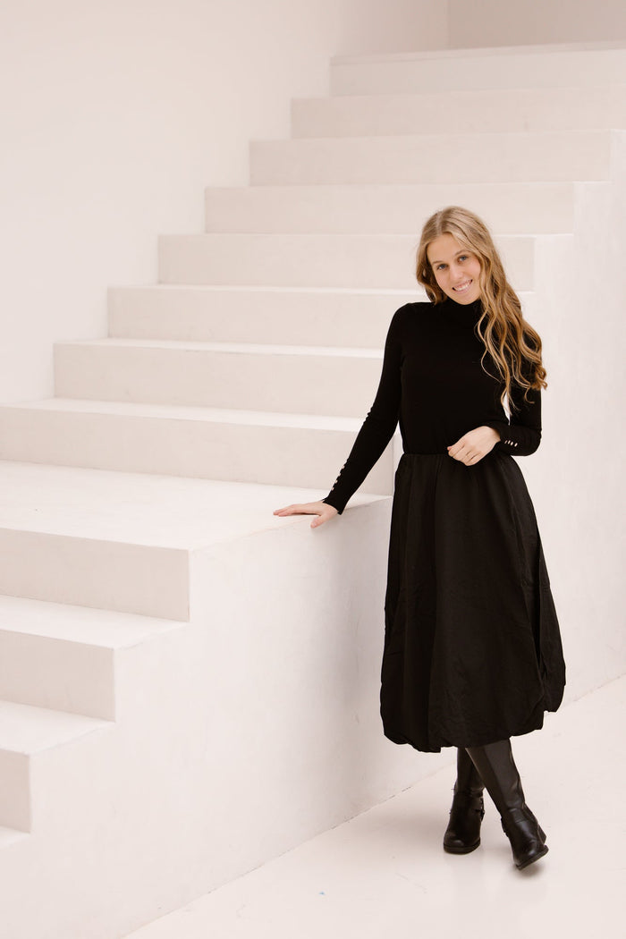 Objetta long baloon skirt black - Bij Keesje - Object