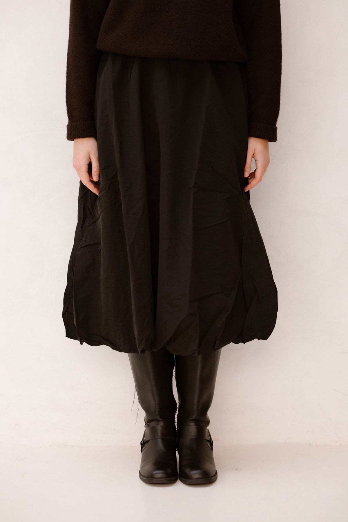 Objetta long baloon skirt black - Bij Keesje - Object