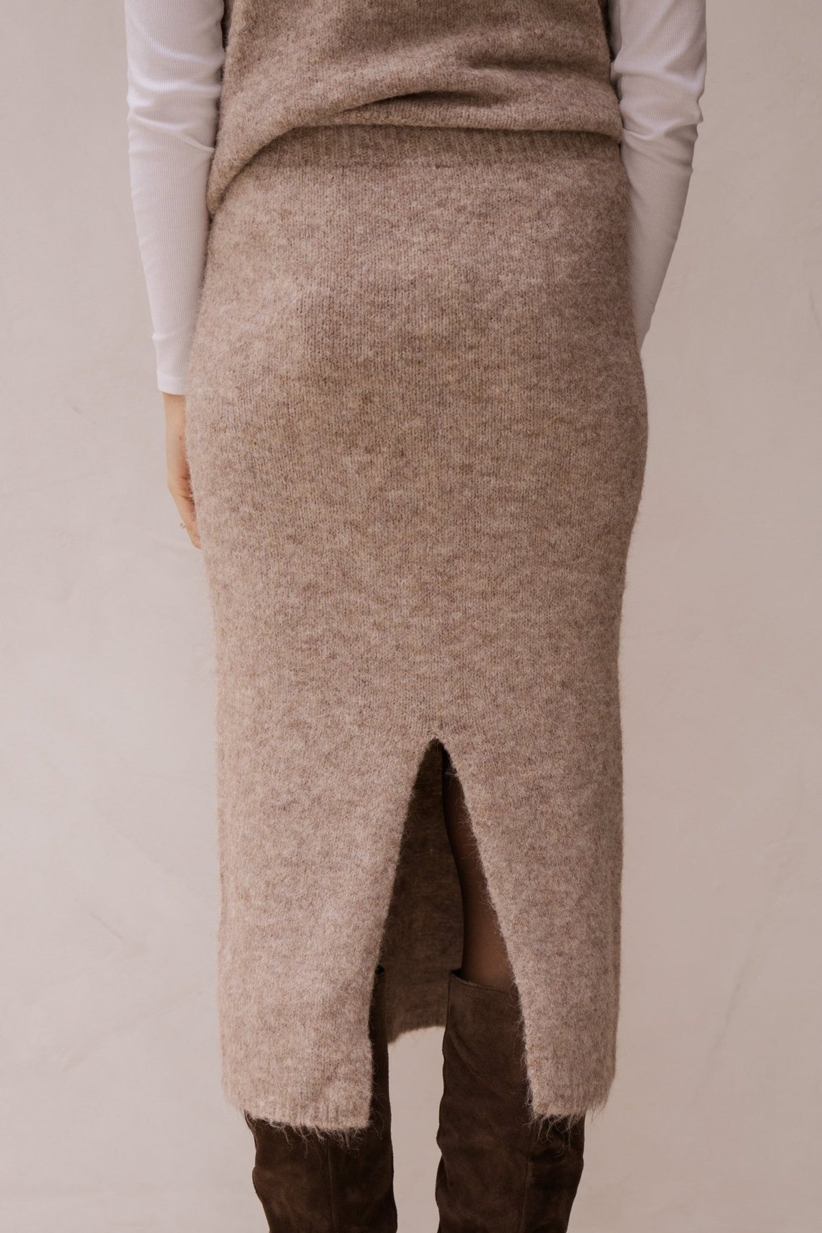 Objsaggia RE midi knit skirt Humus Melange - Bij Keesje - Object