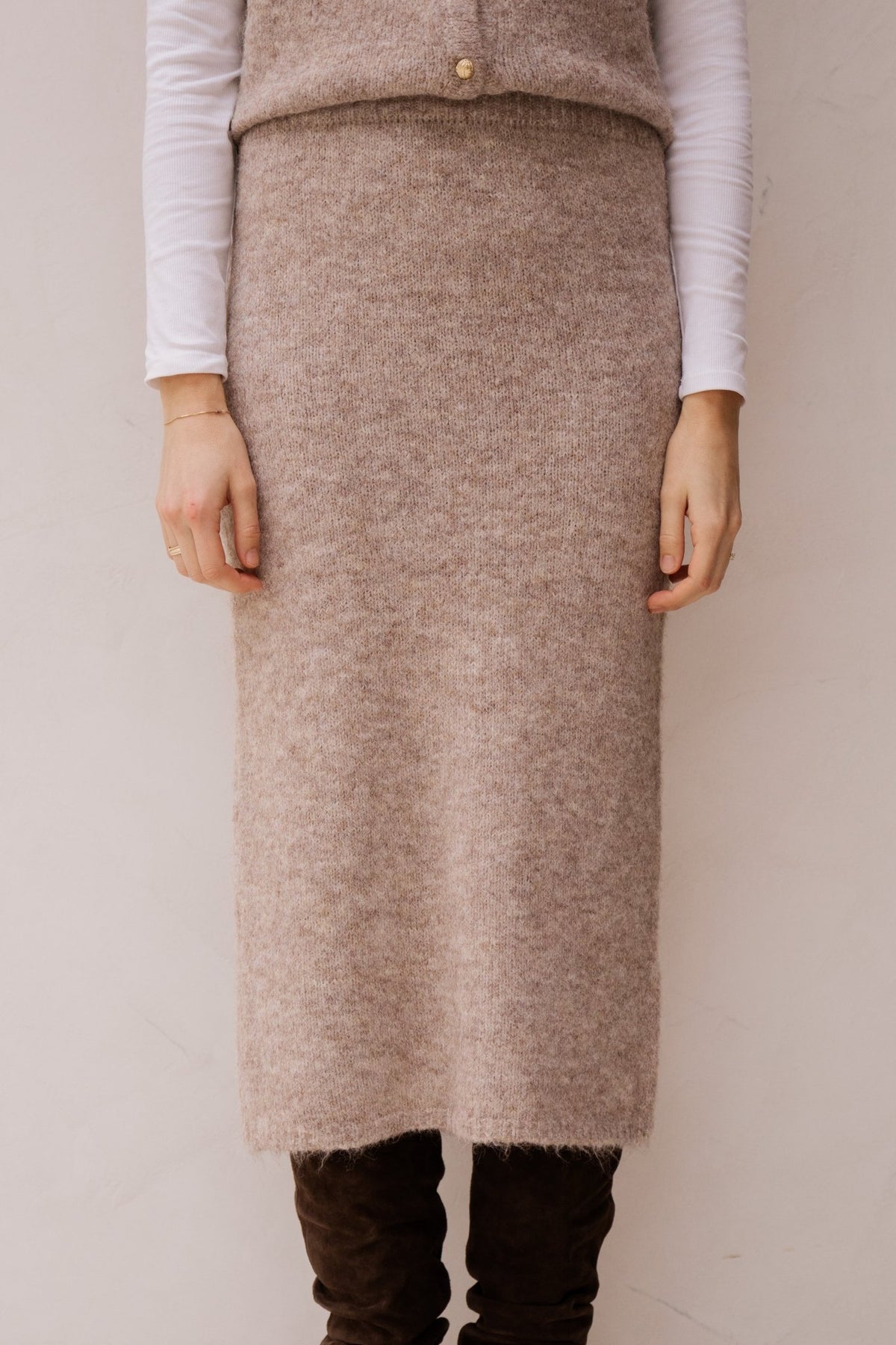Objsaggia RE midi knit skirt Humus Melange - Bij Keesje - Object