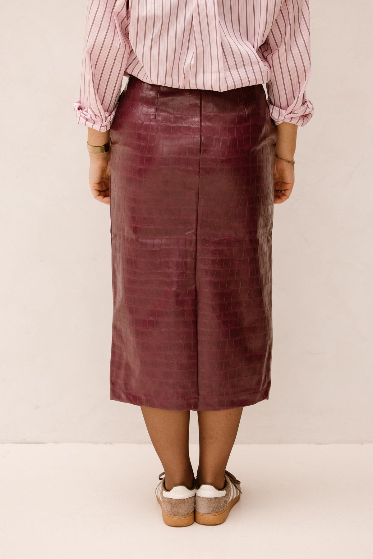 Objsalva hw pencil pu skirt mauve wine - Bij Keesje - Object