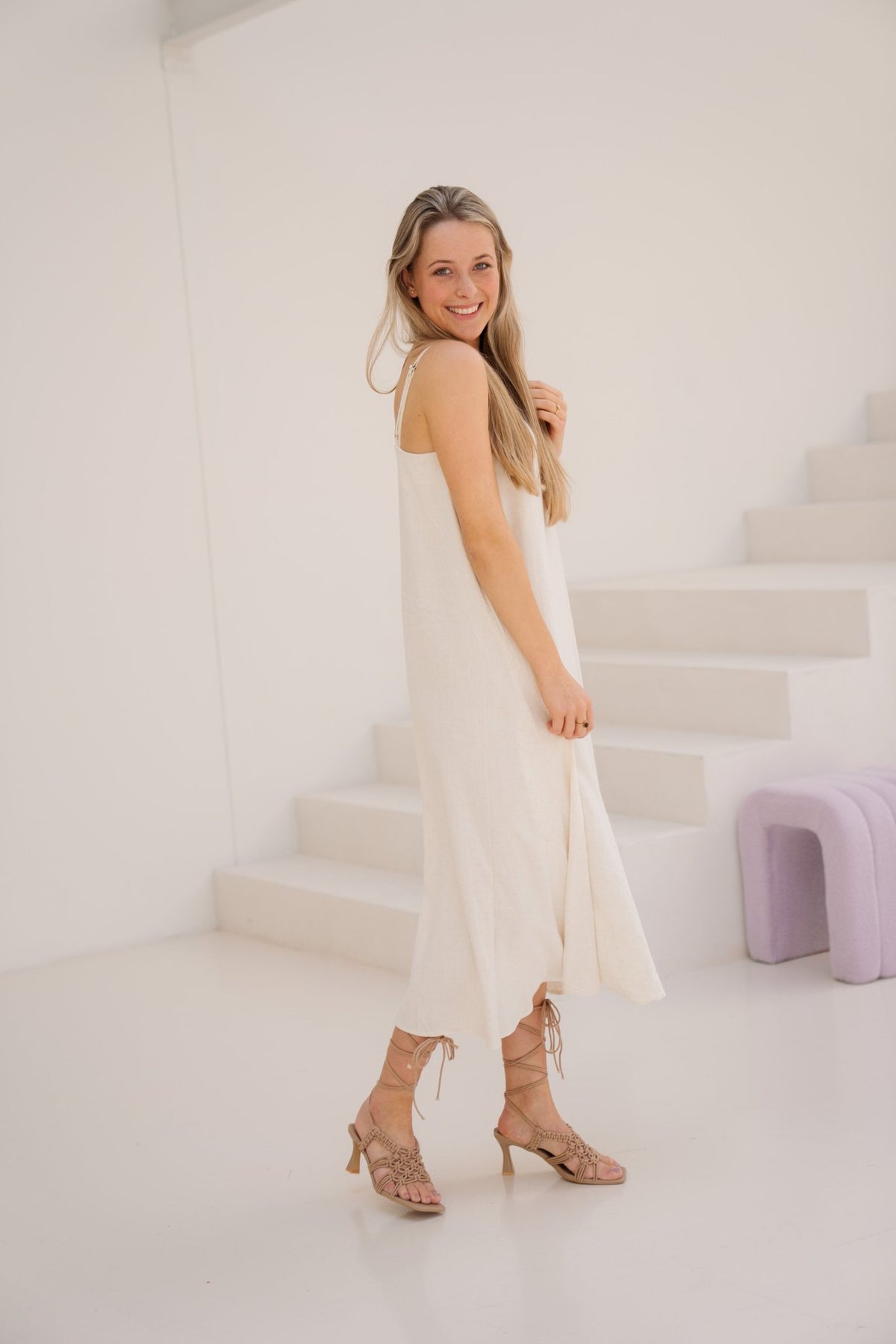 Objsanne lo strap dress div sandshell - Bij Keesje - Object - Jurk