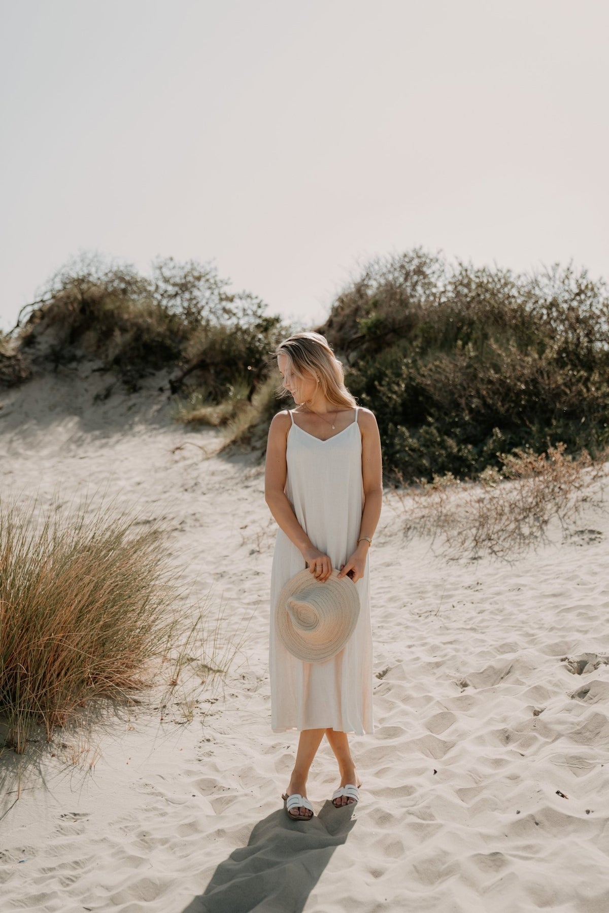 Objsanne lo strap dress div sandshell - Bij Keesje - Object - Jurk
