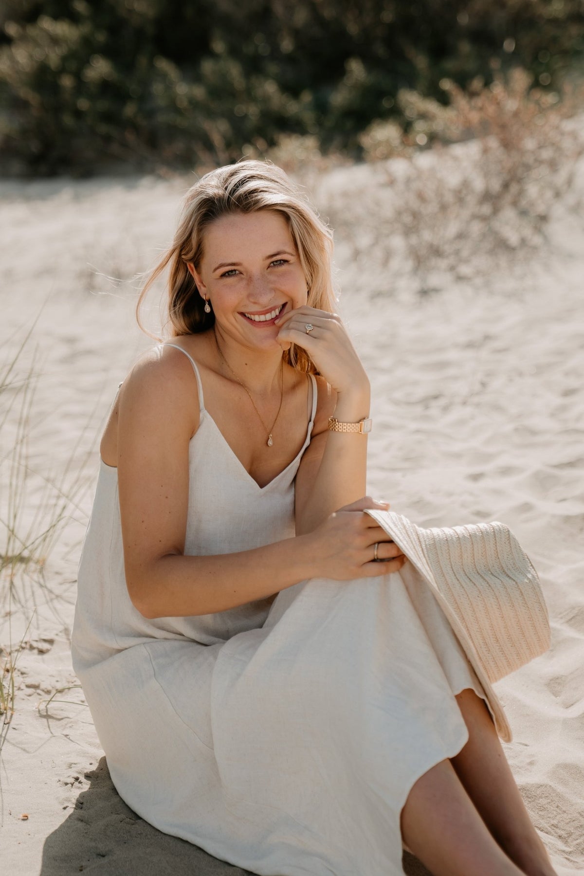 Objsanne lo strap dress div sandshell - Bij Keesje - Object - Jurk