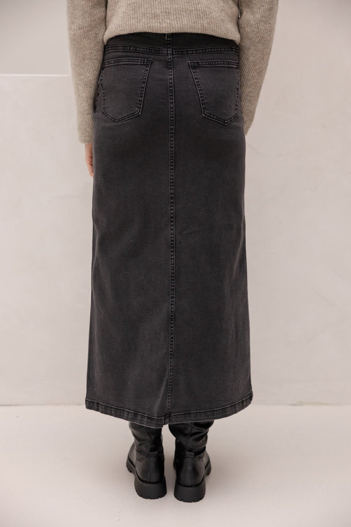 Olia long skirt grey wash - Bij Keesje