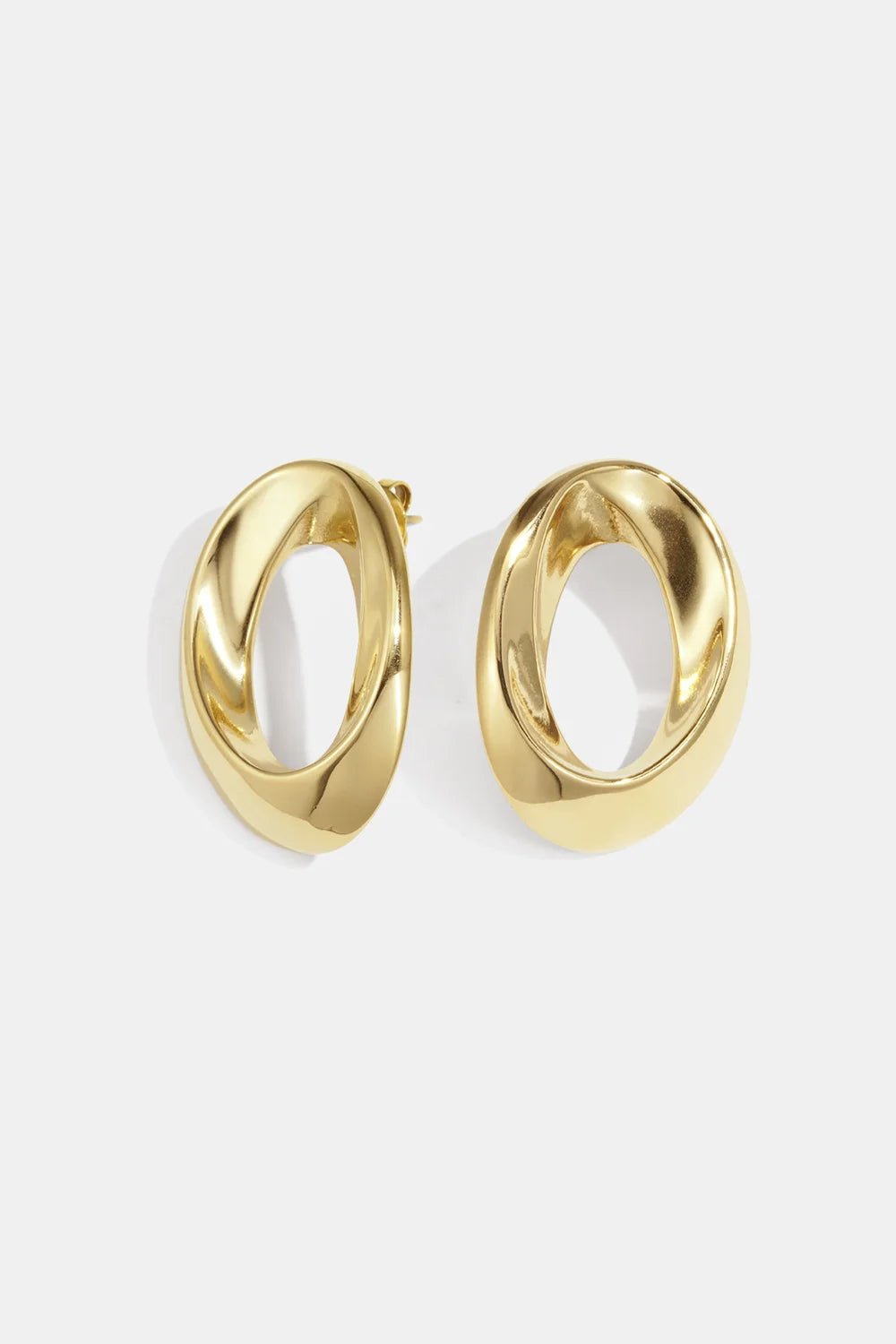 Oorbellen Barbera statement gold - Bij Keesje - Lumé - accessoires