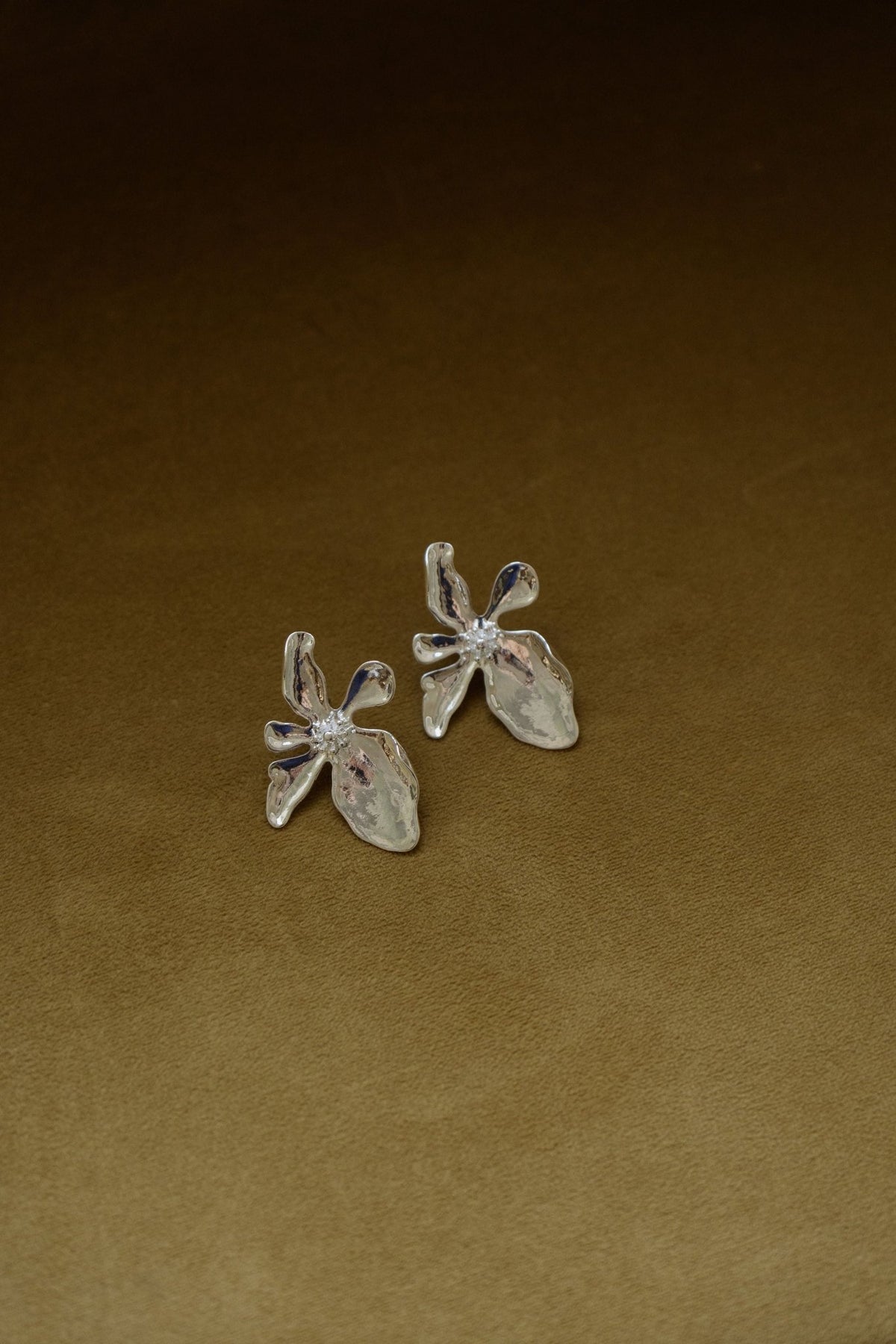 Oorbellen Flower Silver - Bij Keesje - BOW19