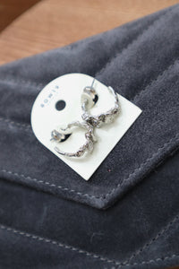 Oorbellen Hammered Hoops Silver Small - Bij Keesje - BOW19