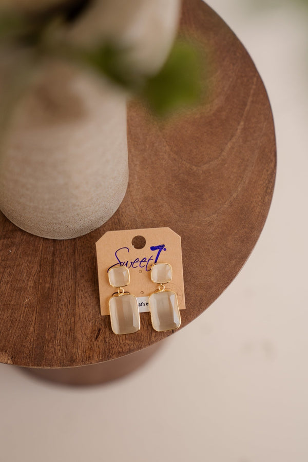 Oorbellen Joanne beige 1080 - Bij Keesje - Bij Keesje - Oorbellen