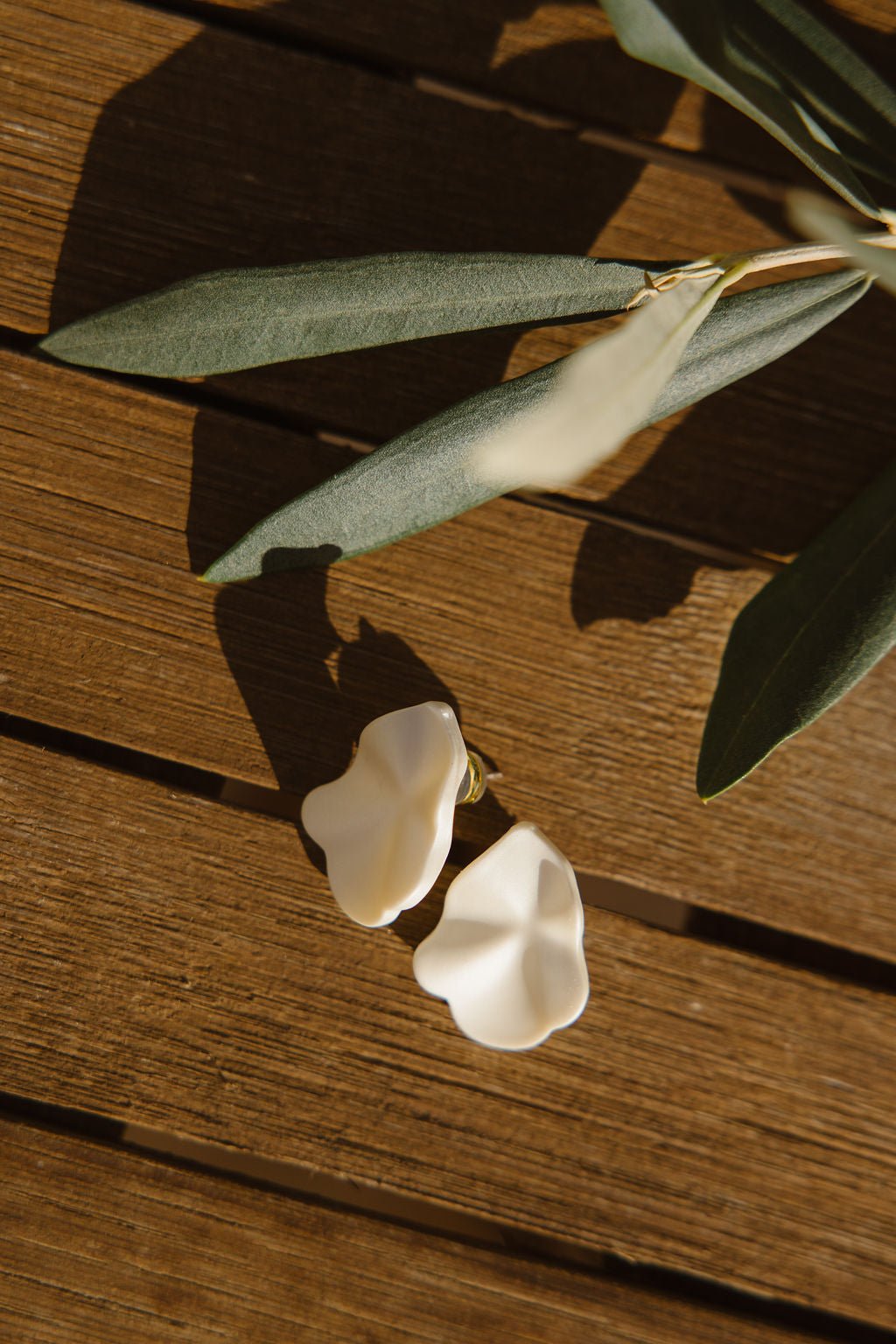 Oorbellen Lip Earrings Pearl White S - Bij Keesje - BOW19
