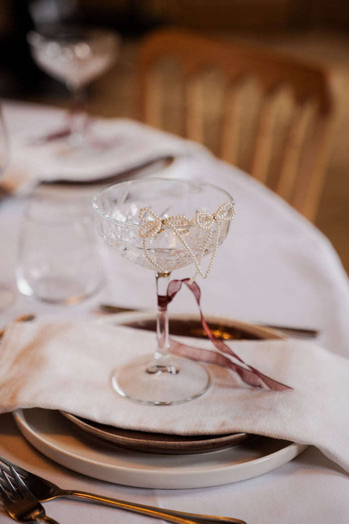 Oorbellen Pearl Bow - Bij Keesje - BOW19