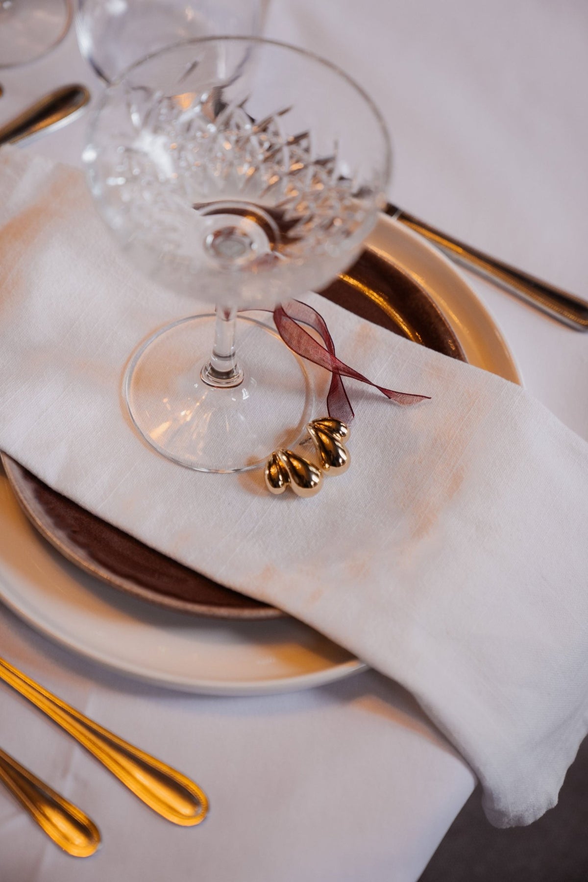 Oorbellen Twin Drop Gold - Bij Keesje - BOW19