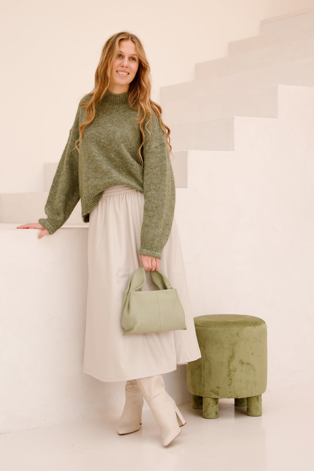 Paulina Fluffy Knit Blouse Dusty Green - Bij Keesje - Neo Noir