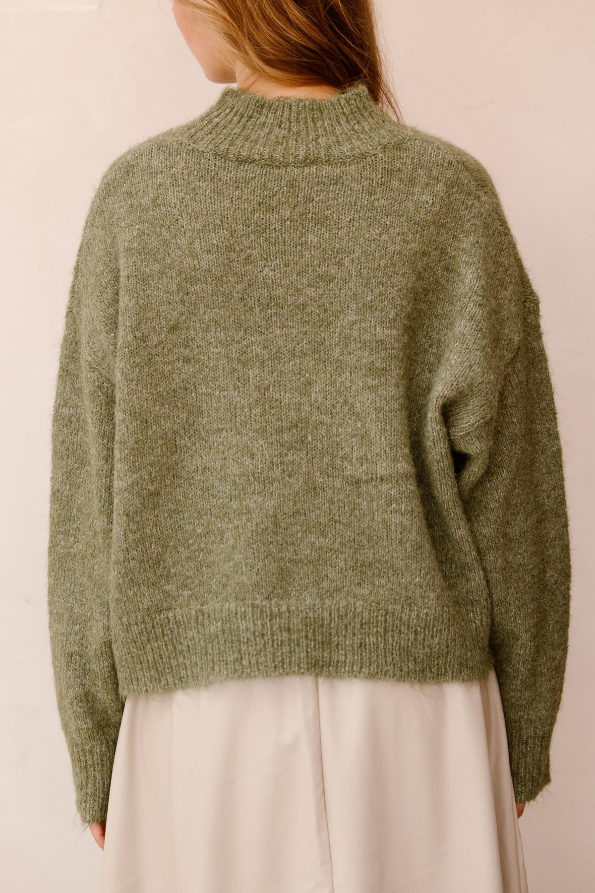 Paulina Fluffy Knit Blouse Dusty Green - Bij Keesje - Neo Noir