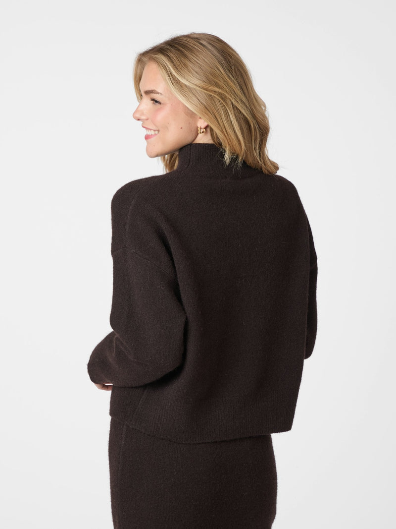 Paulina knit blouse dark brown - Bij Keesje - Neo Noir