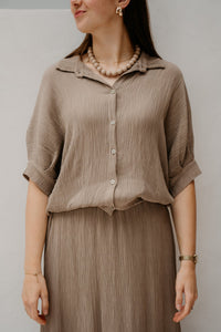 Pippa top taupe - Bij Keesje - Bij Keesje - Rokken