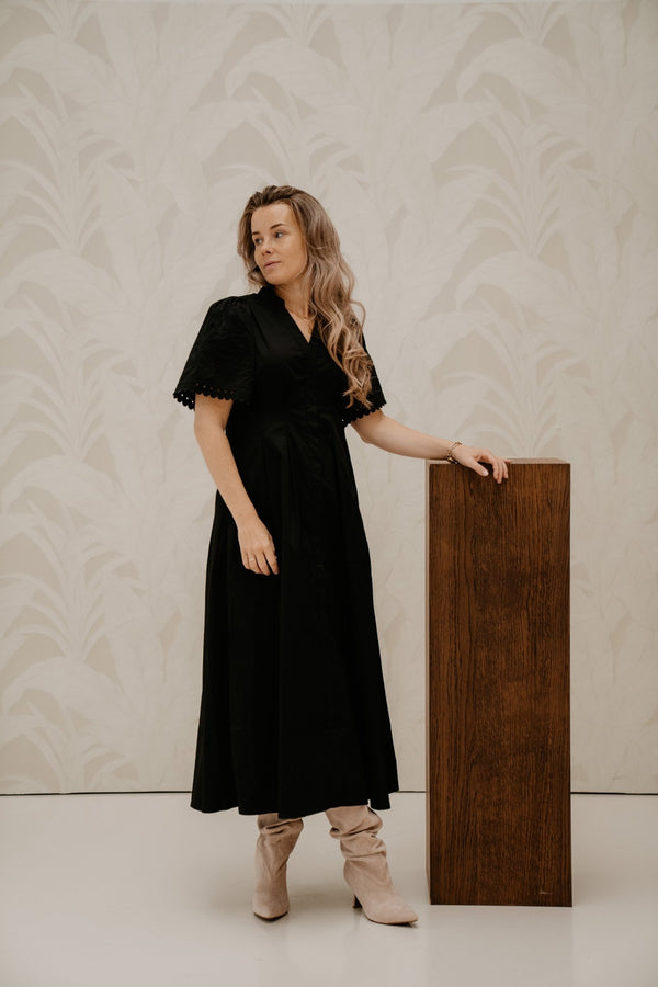 PoppyCC Emb Pleat Dress Black - Bij Keesje - Co'couture - jurk