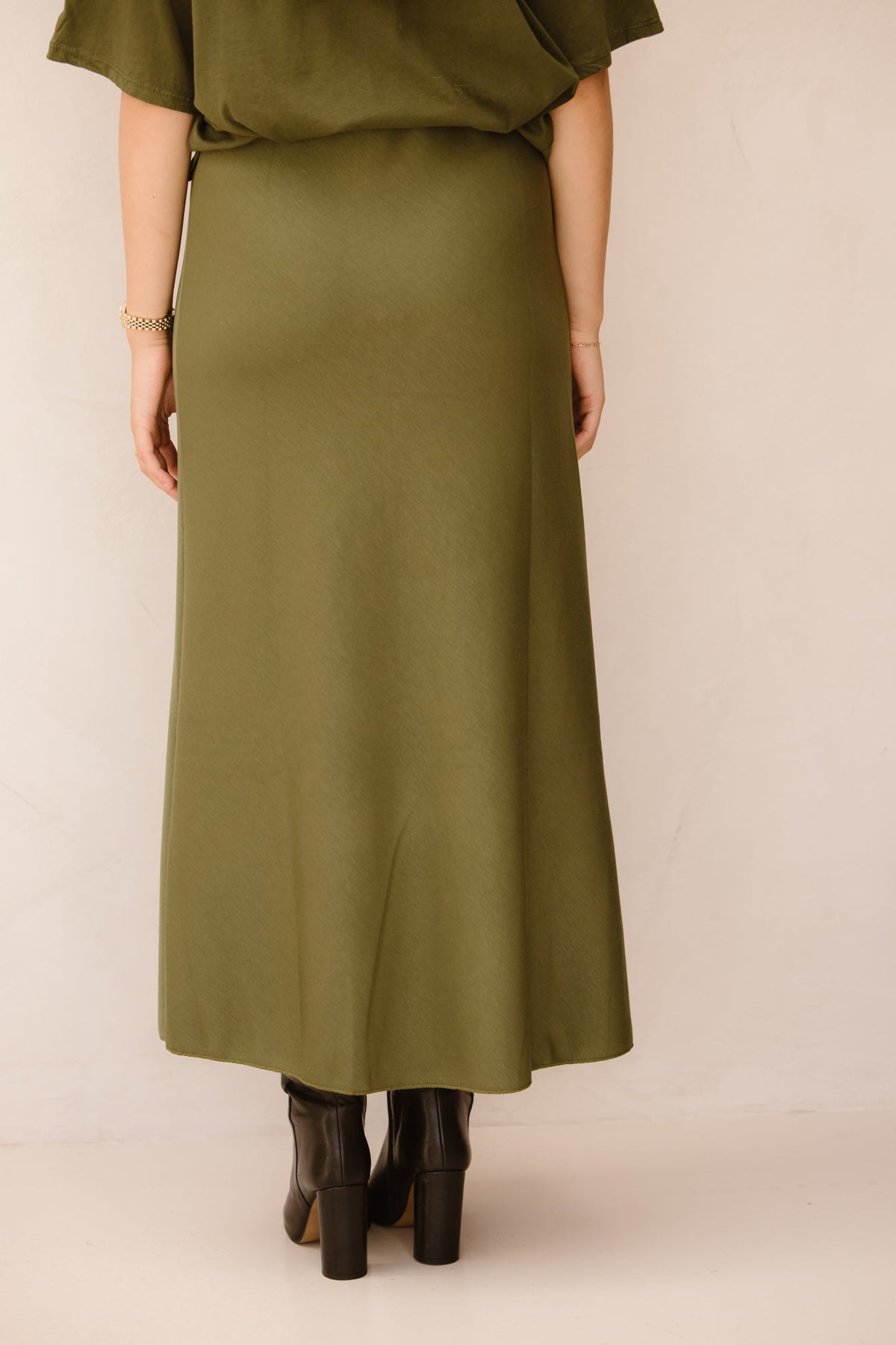 Ravina skirt olijfgroen - Bij Keesje - Bij Keesje