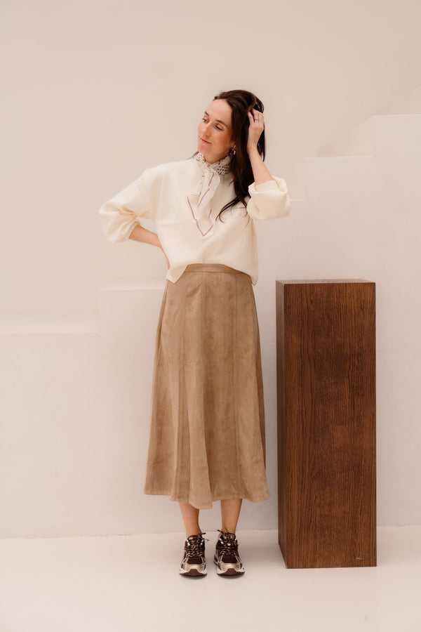 Raya Faux suede Skirt - Bij Keesje - Neo Noir - rokken