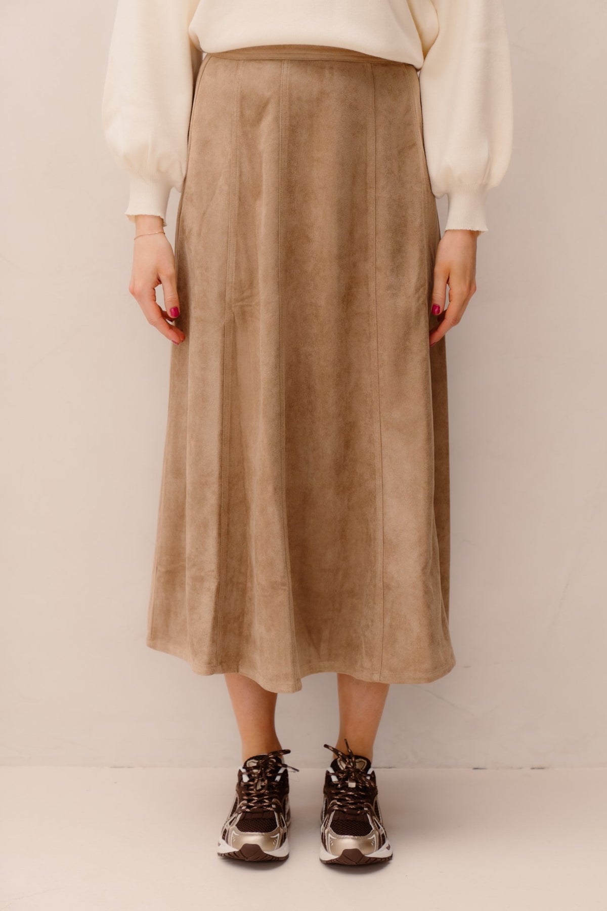 Raya Faux suede Skirt - Bij Keesje - Neo Noir - rokken