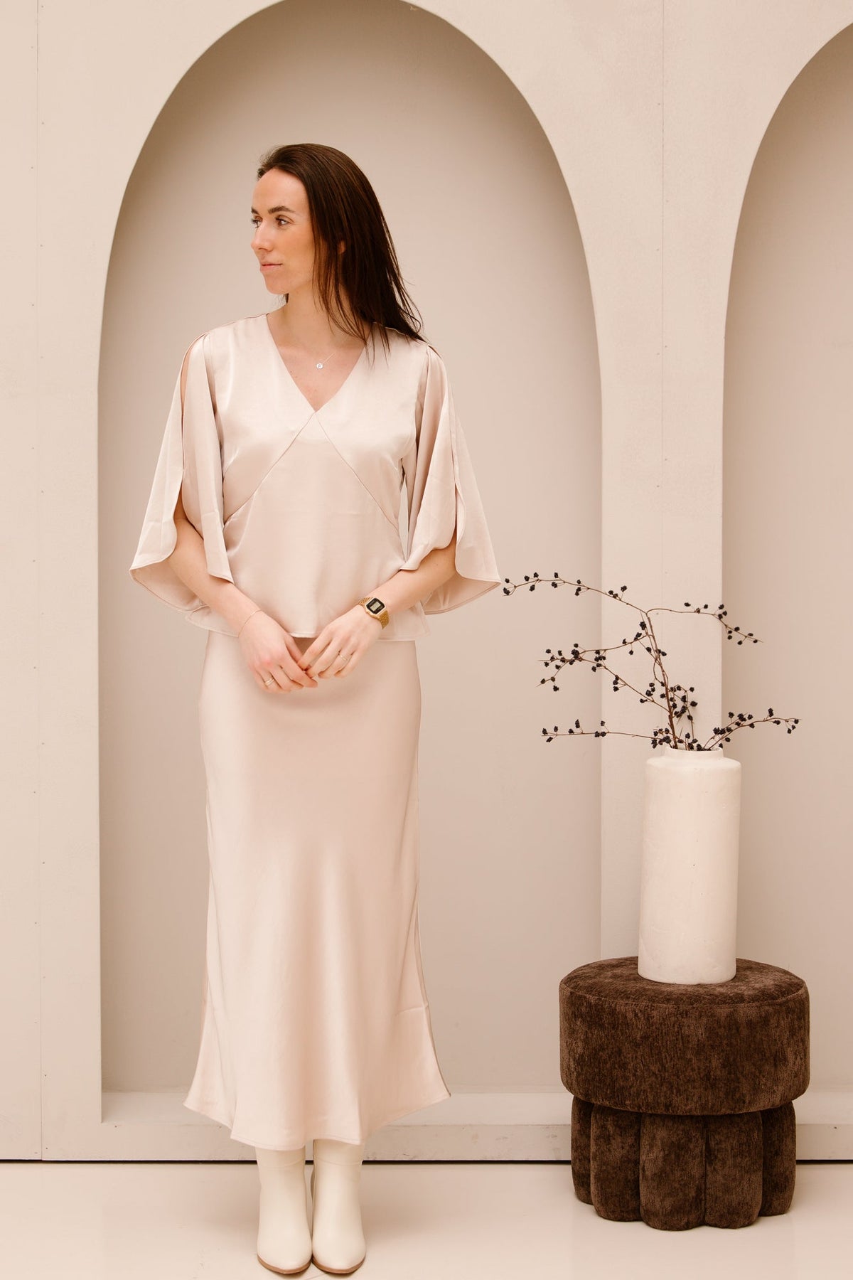 Remana heavy sateen blouse champange - Bij Keesje - Neo Noir - Blouse