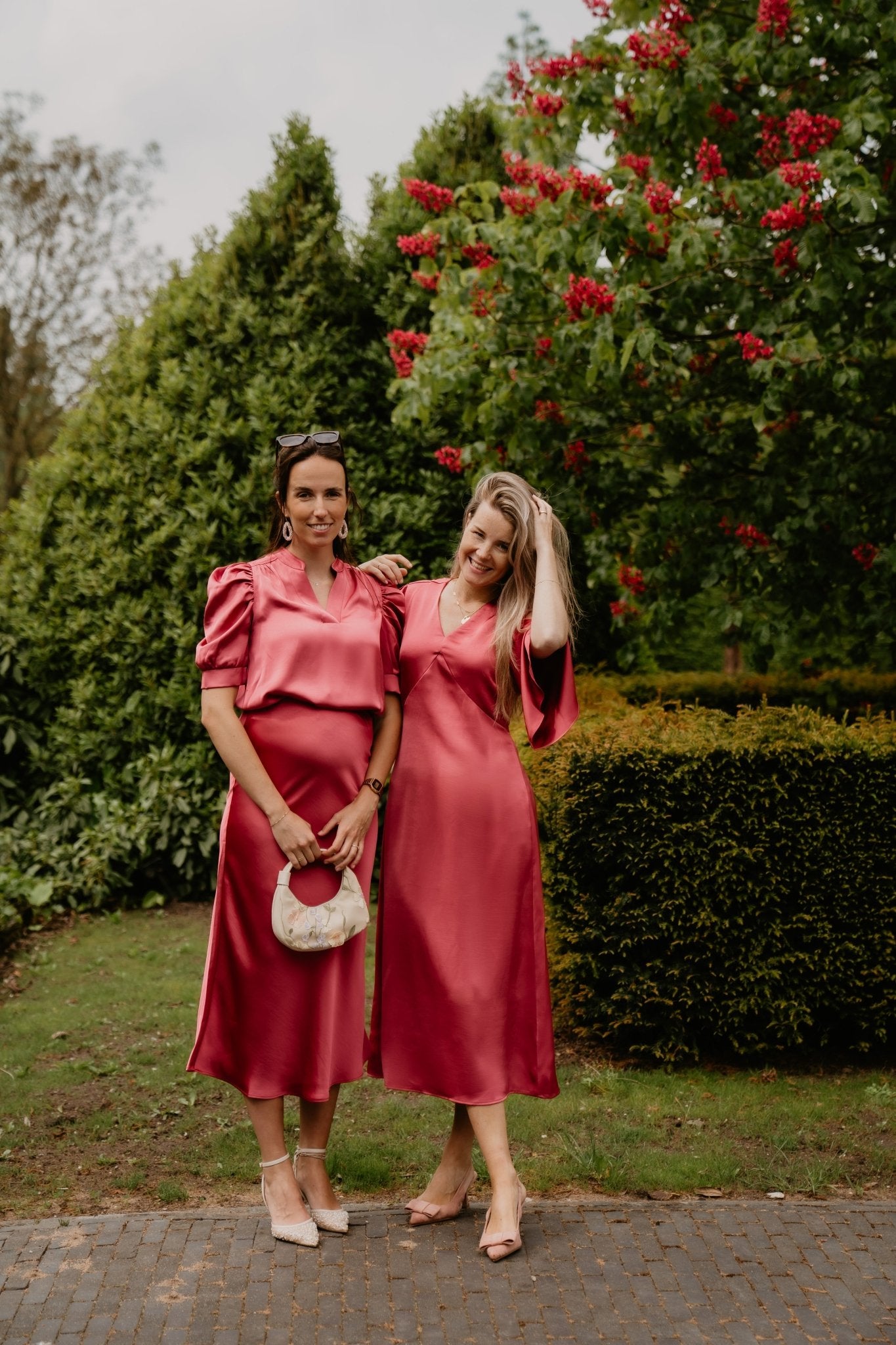 Remara Heavy Sateen Dress Cherry Pink - Bij Keesje - Neo Noir - Jurk