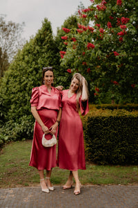 Remara Heavy Sateen Dress Cherry Pink - Bij Keesje - Neo Noir - Jurk