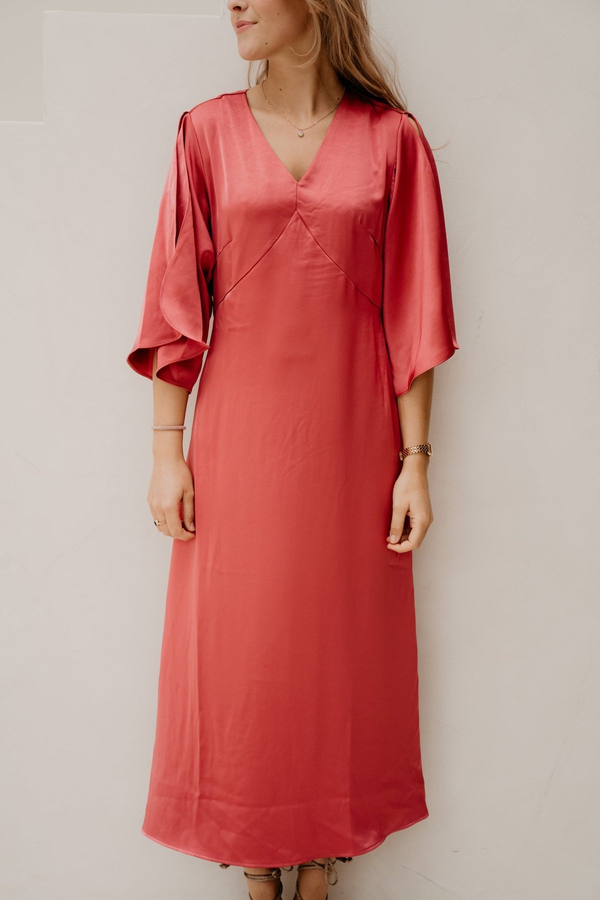 Remara Heavy Sateen Dress Cherry Pink - Bij Keesje - Neo Noir - Jurk