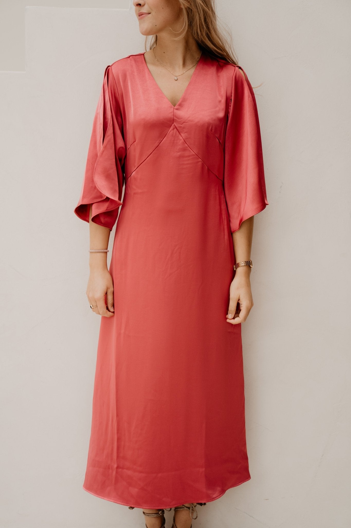 Remara Heavy Sateen Dress Cherry Pink - Bij Keesje - Neo Noir - Jurk
