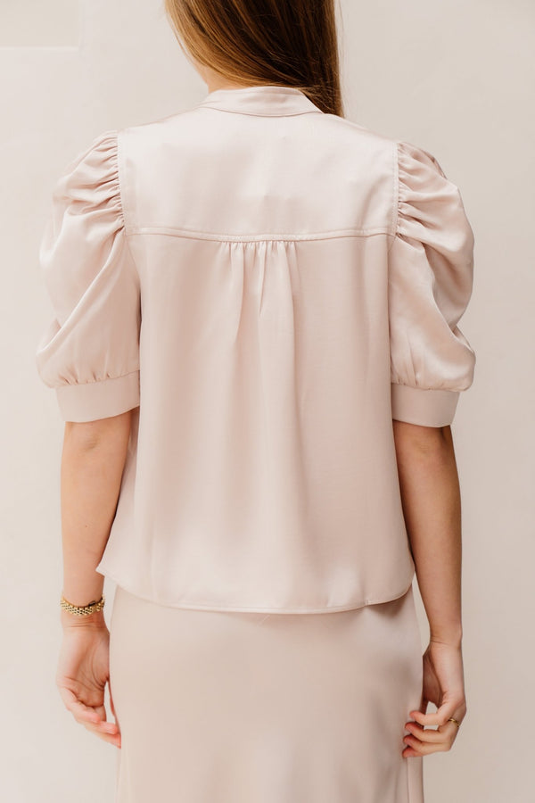 Roella heavy sateen blouse champange - Bij Keesje - Neo Noir - 