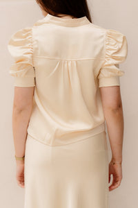 Roella heavy sateen blouse light yellow - Bij Keesje - Neo Noir - Blouse