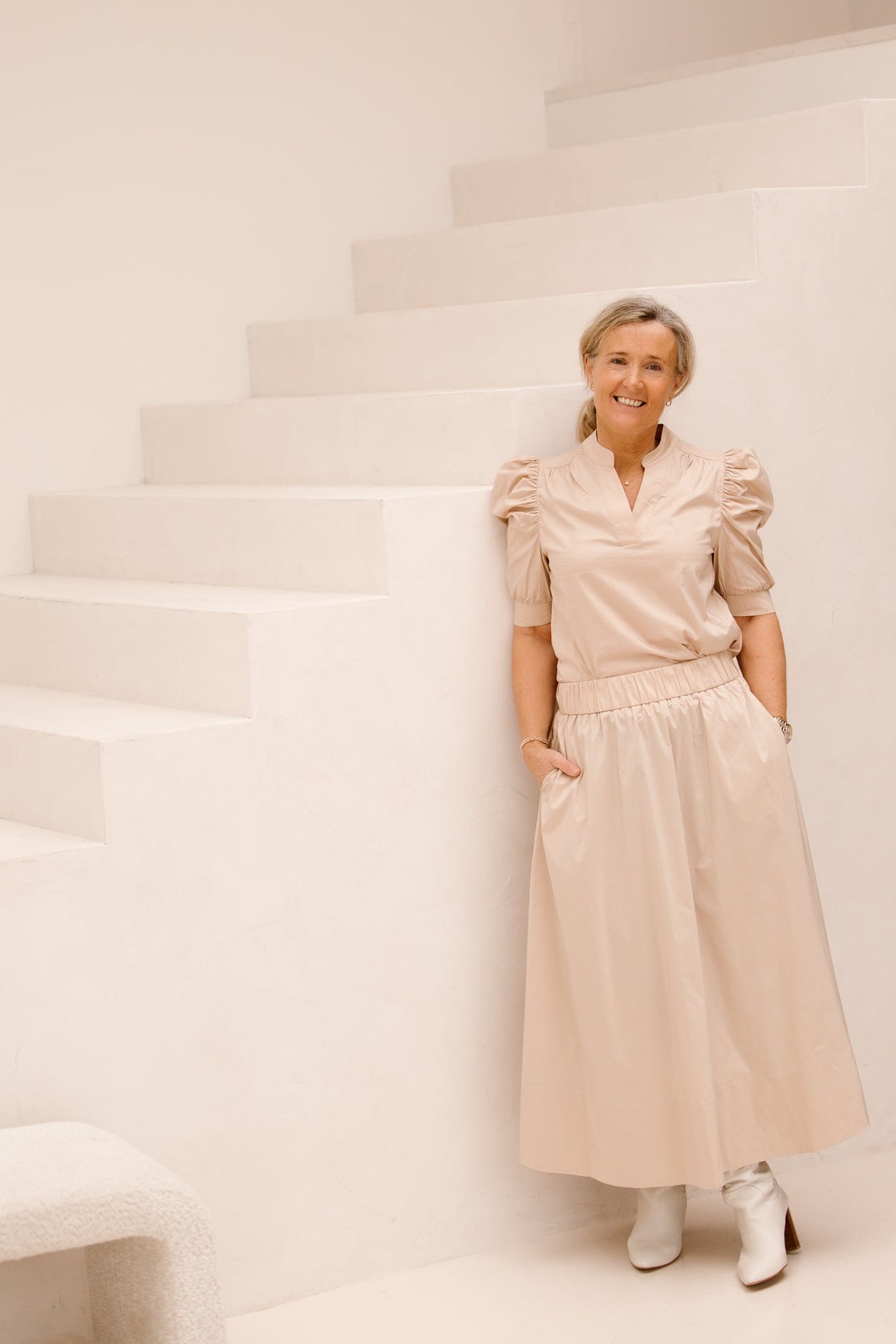 Roella poplin blouse Dark Sand - Bij Keesje - Neo Noir - blouse