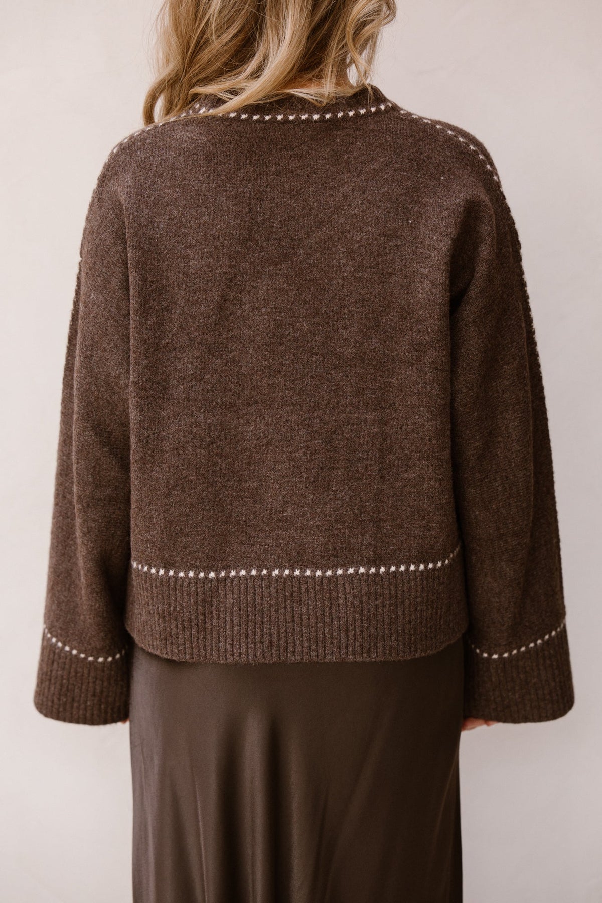 Roeme knit stitch blouse brown melange - Bij Keesje - Neo Noir