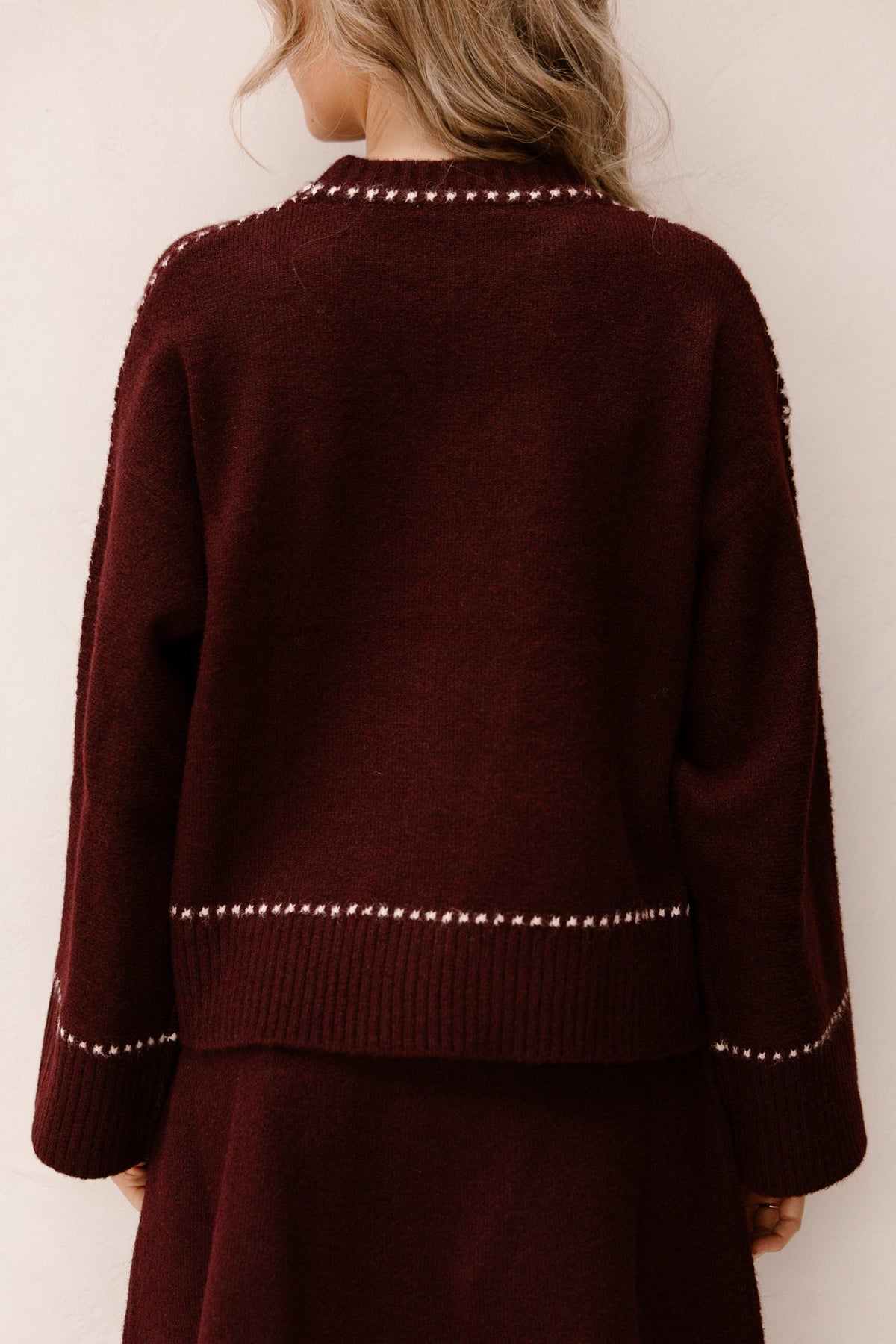 Roeme Knit Stitch Blouse Wine - Bij Keesje - Neo Noir