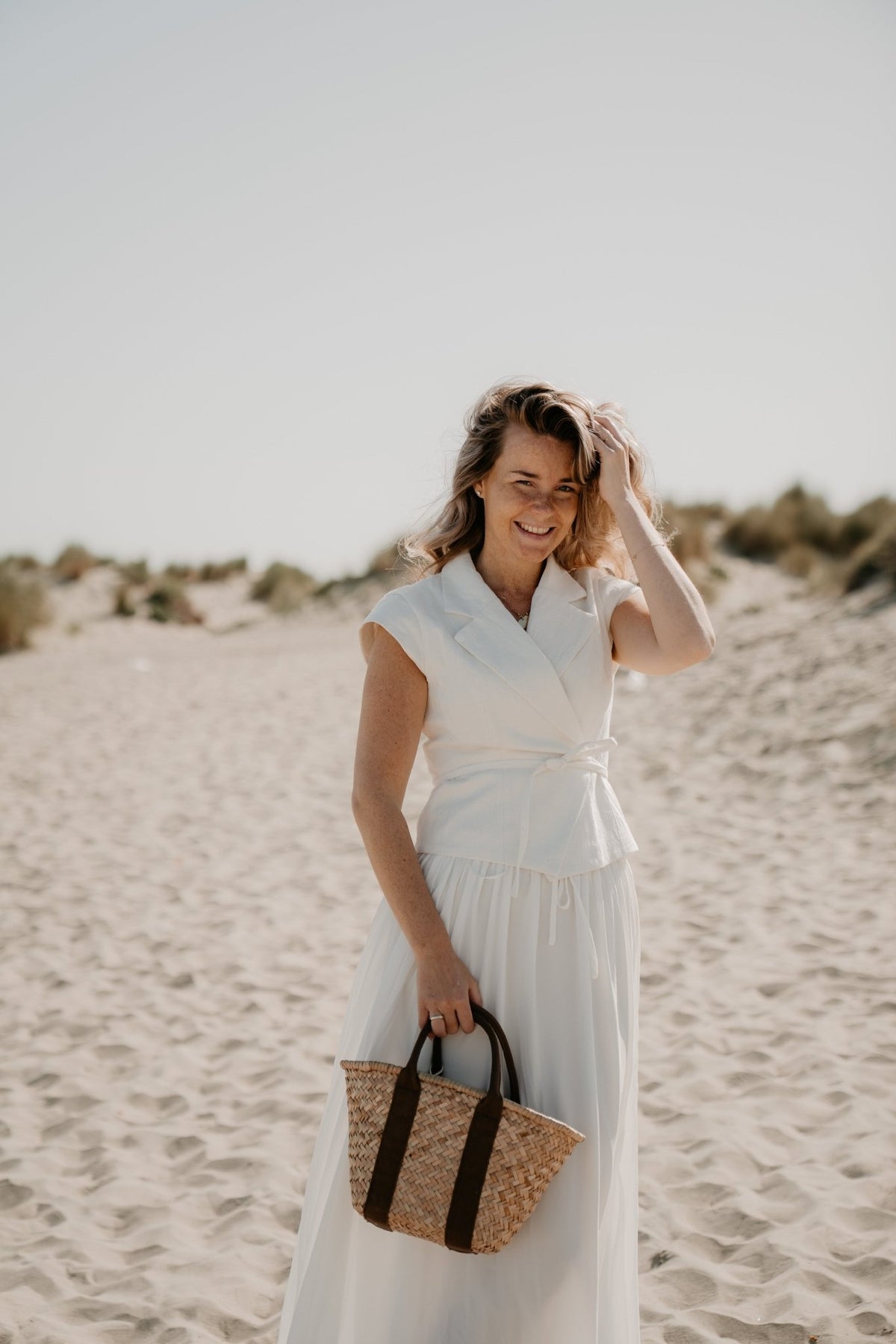 Salima ramie waistcoat off white - Bij Keesje - Neo Noir - Top