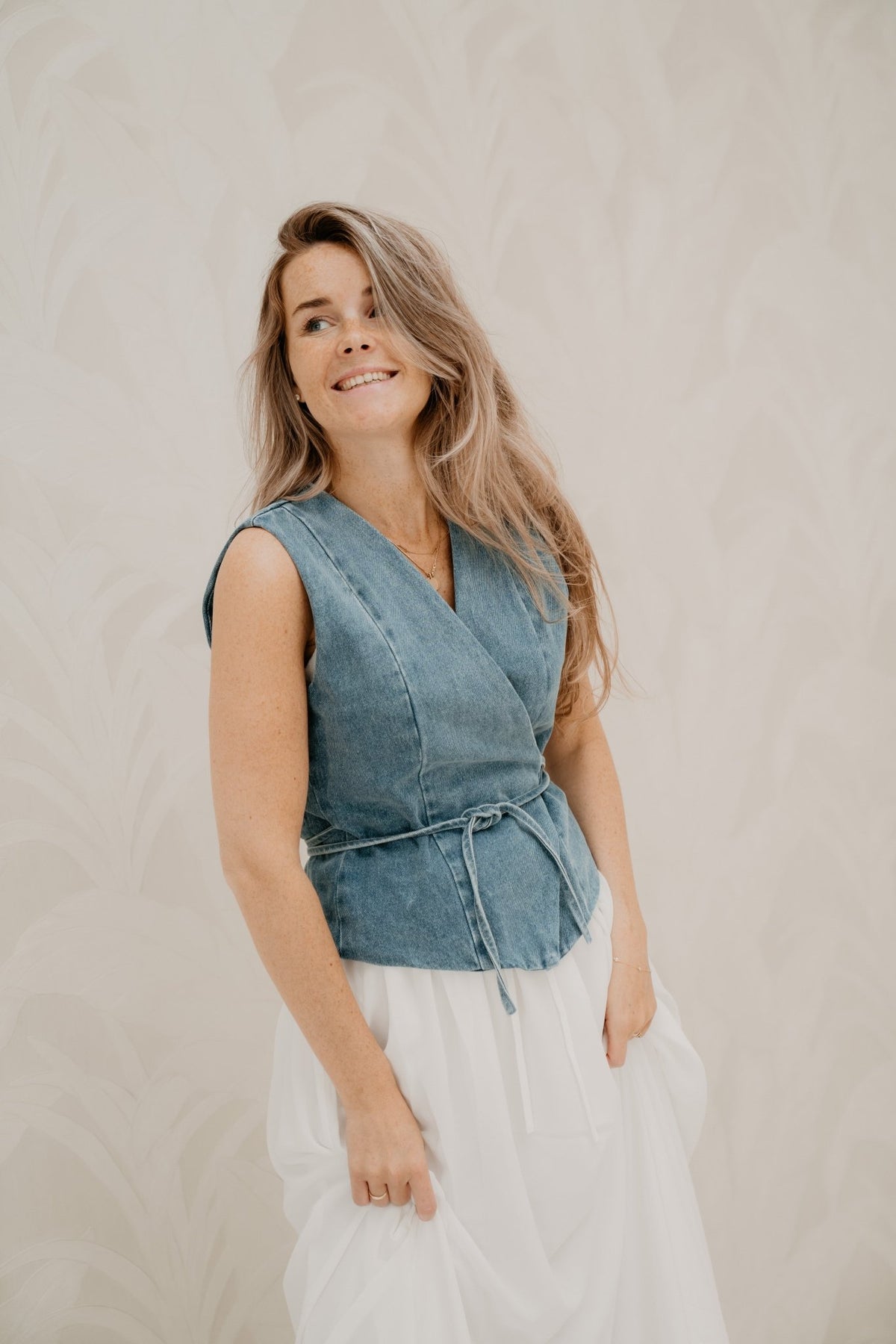 Samara Denim Waistcoat Blue - Bij Keesje - Neo Noir - Gilet