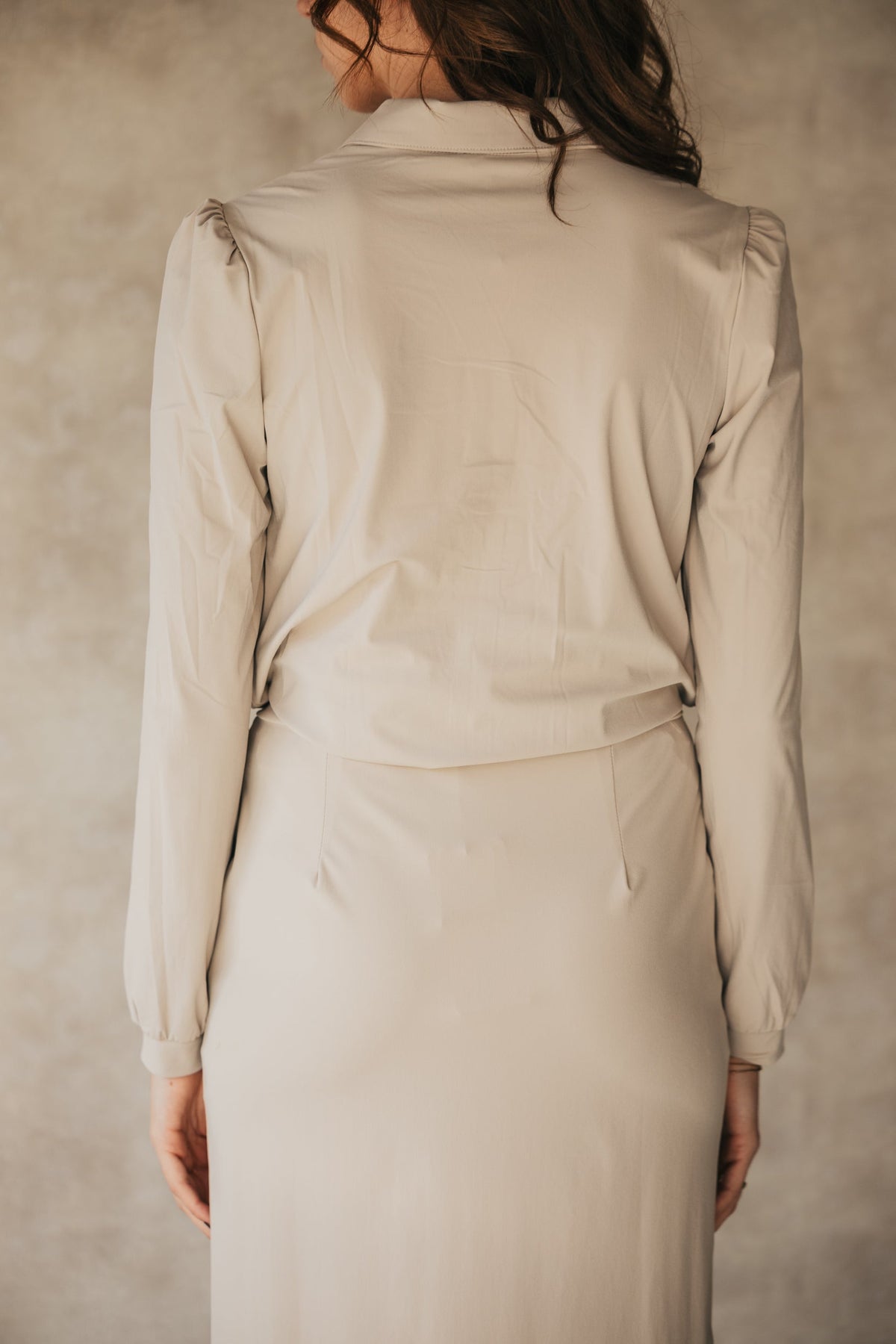 Sanne blouse travel beige - Bij Keesje