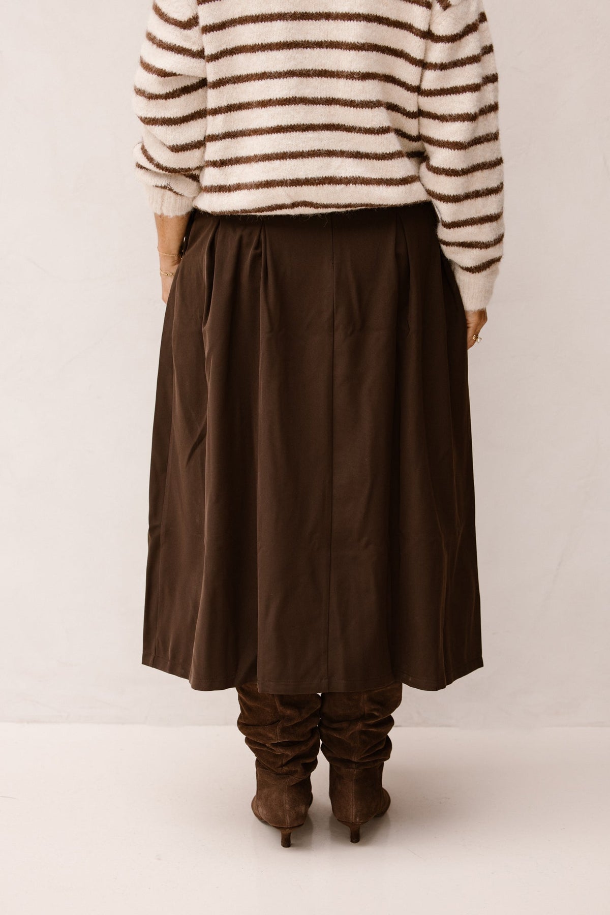 Sara rok plooien bruin - Bij Keesje - Bij Keesje