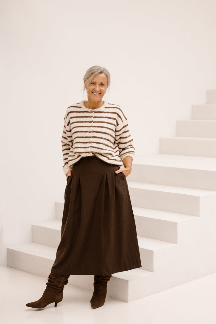 Sara rok plooien bruin - Bij Keesje - Bij Keesje