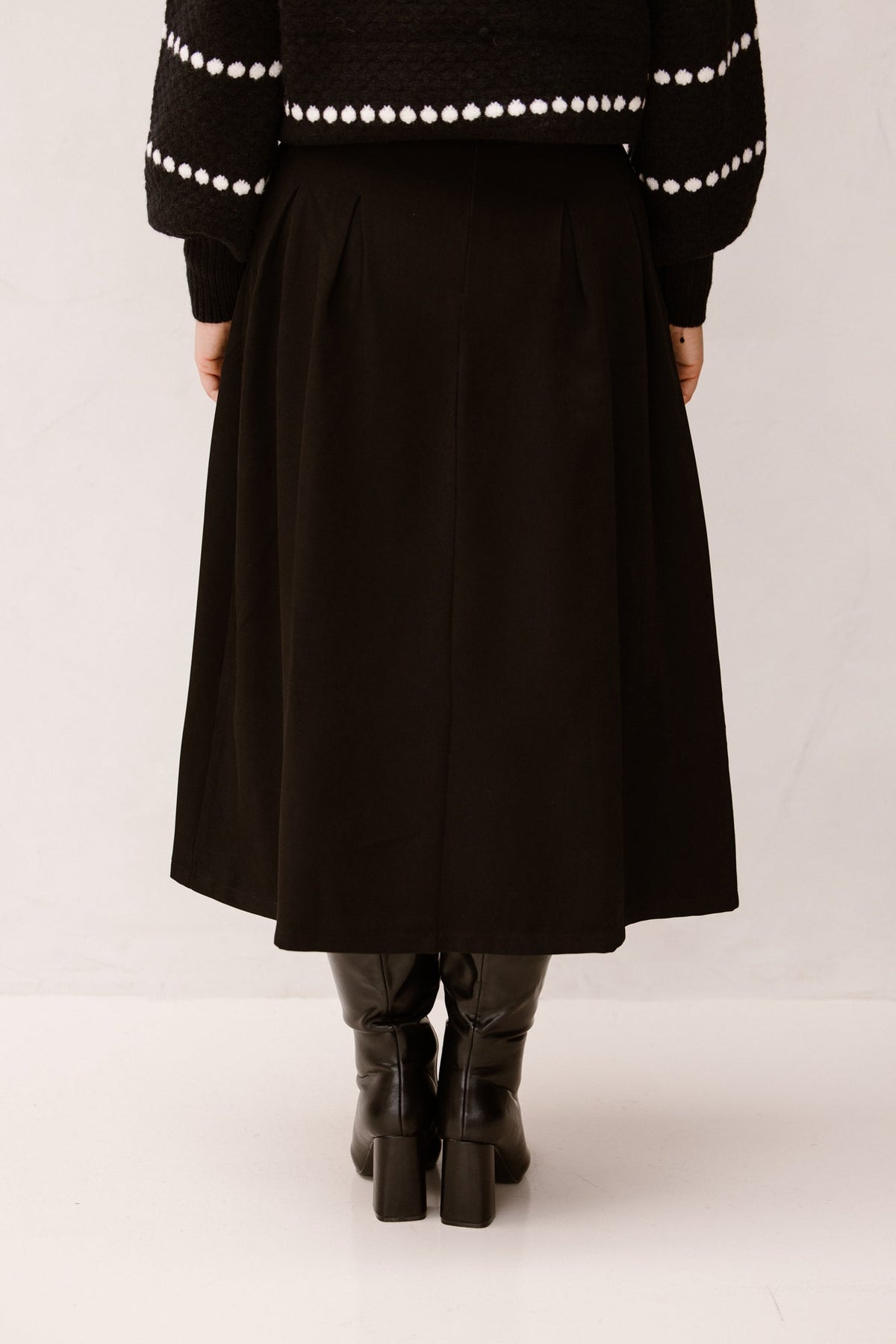 Sara rok plooien zwart - Bij Keesje - Bij Keesje