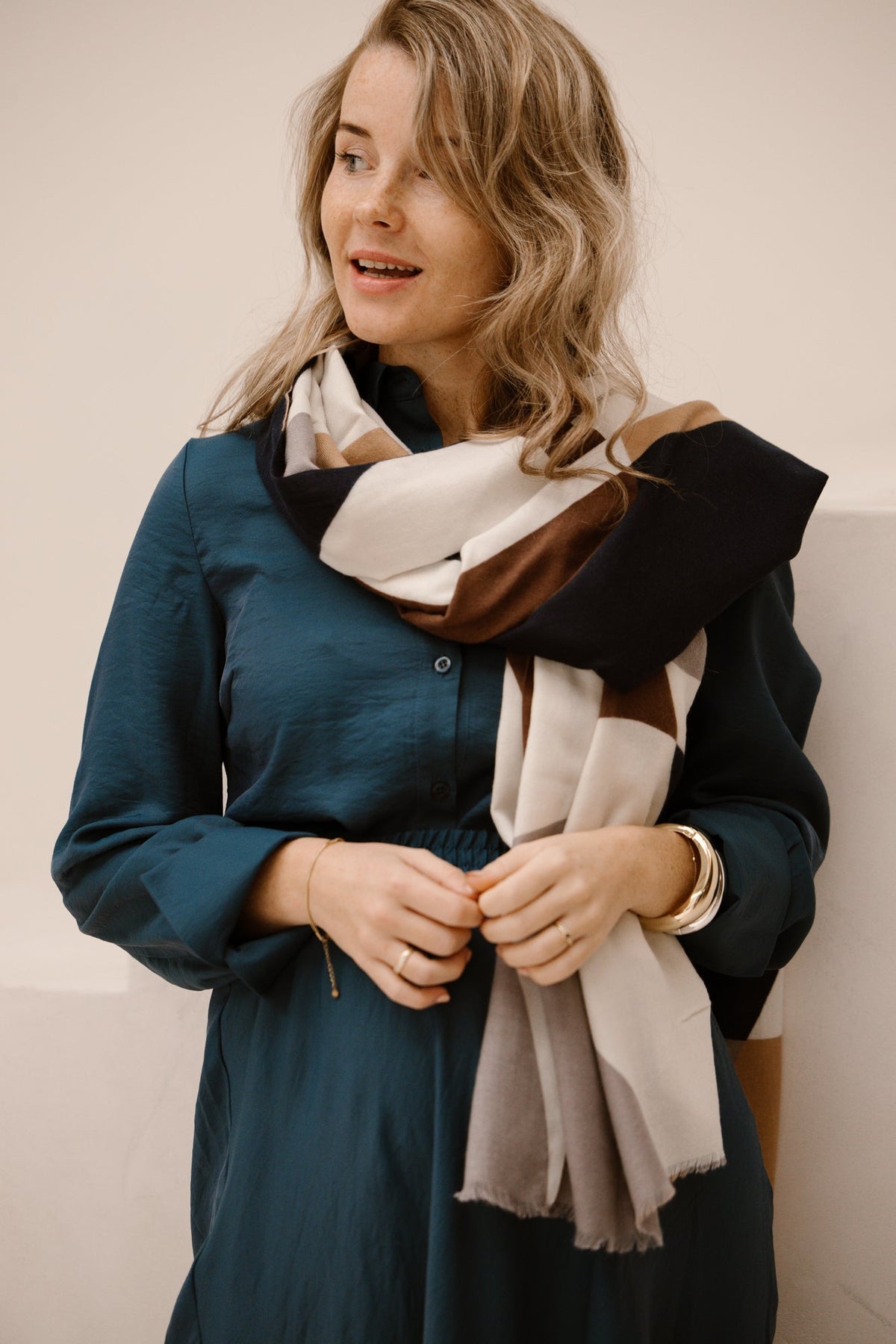 Sarlini scarf woven multi navy - Bij Keesje - Sarlini